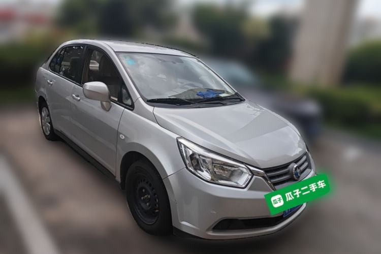 Used Venucia D50 2013 1.6L Automatic Fashion Edition Front Right 45 Deg