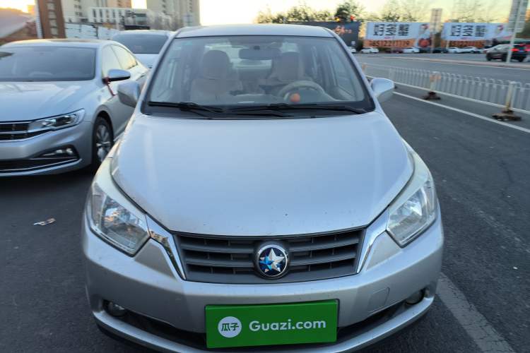 Used Venucia D50 2013 1.6L Manual Fashion Edition Front