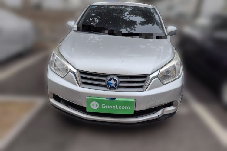 Used Venucia D50 2013 1.6L Manual Fashion Edition Front