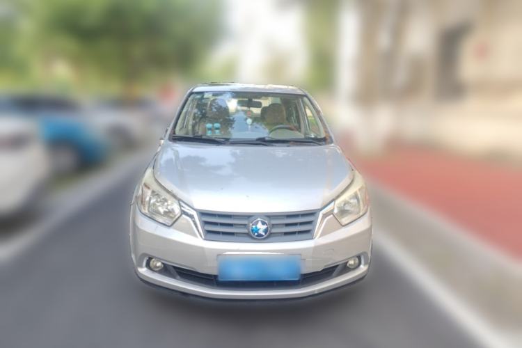 Used Venucia D50 2013 1.6L Manual Luxury Edition Front