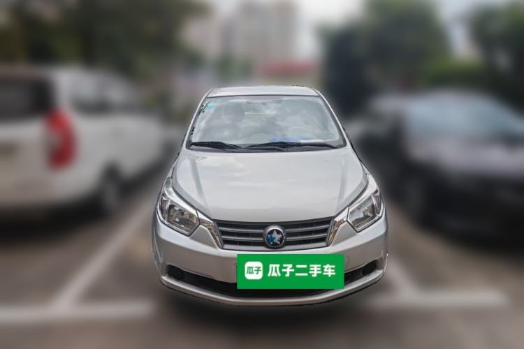 Used Venucia D50 2013 1.6L Automatic Fashion Edition Front