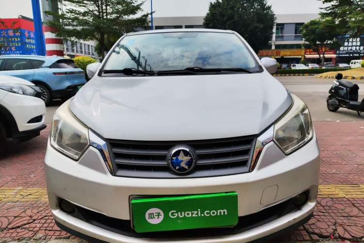 Used Venucia D50 2013 1.6L Manual Fashion Edition Front