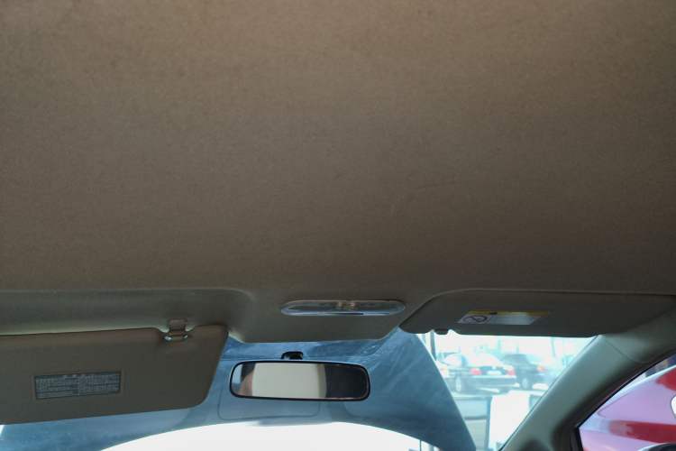 Used Venucia D50 2013 1.6L Manual Fashion Edition Headliner