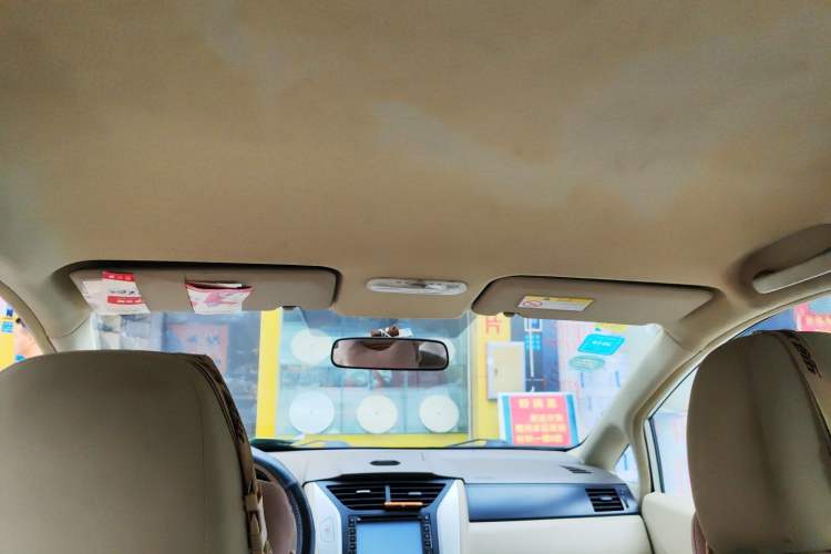 Used Venucia D50 2013 1.6L Manual Fashion Edition Headliner