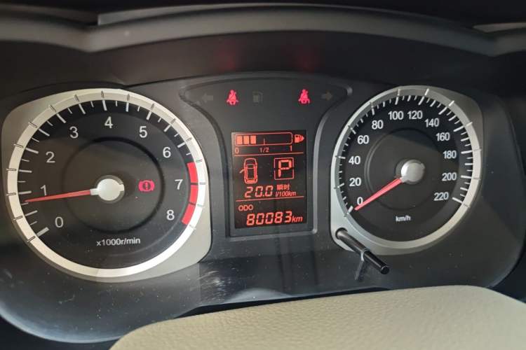 Used Venucia D50 2013 1.6L Automatic Fashion Edition Instrument Cluster