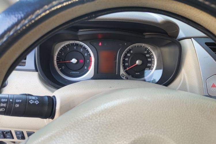 Used Venucia D50 2013 1.6L Automatic Fashion Edition Instrument Cluster