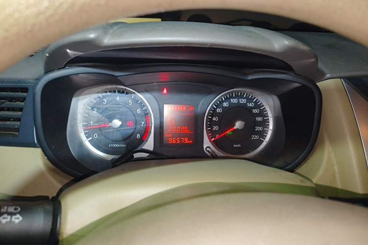 Used Venucia D50 2013 1.6L Manual Fashion Edition Instrument Cluster