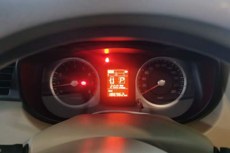 Used Venucia D50 2013 1.6L Automatic Fashion Edition Instrument Cluster