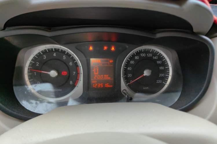 Used Venucia D50 2013 1.6L Manual Fashion Edition Instrument Cluster