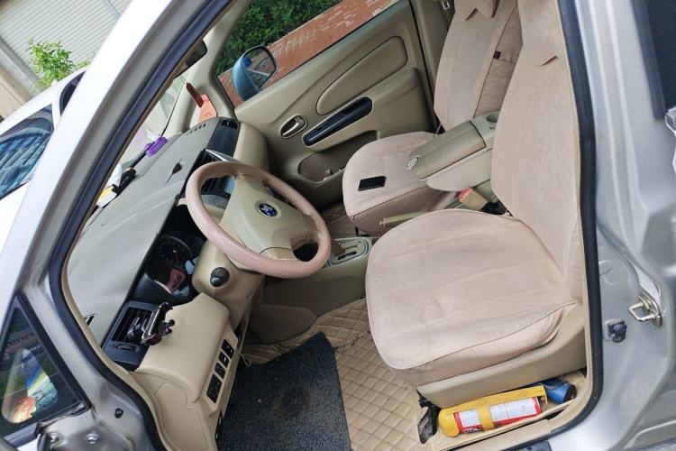 Used Venucia D50 2013 1.6L Automatic Fashion Edition Left Front Seat