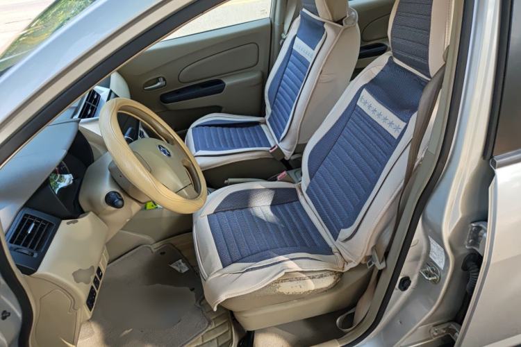Used Venucia D50 2013 1.6L Automatic Fashion Edition Left Front Seat