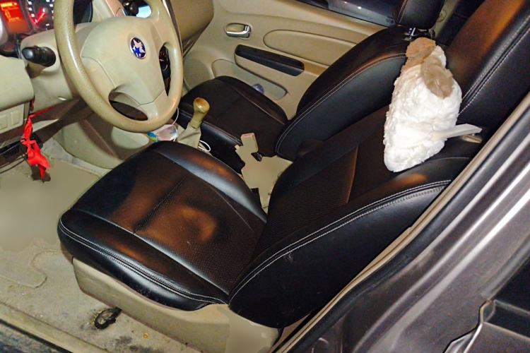Used Venucia D50 2013 1.6L Manual Fashion Edition Left Front Seat
