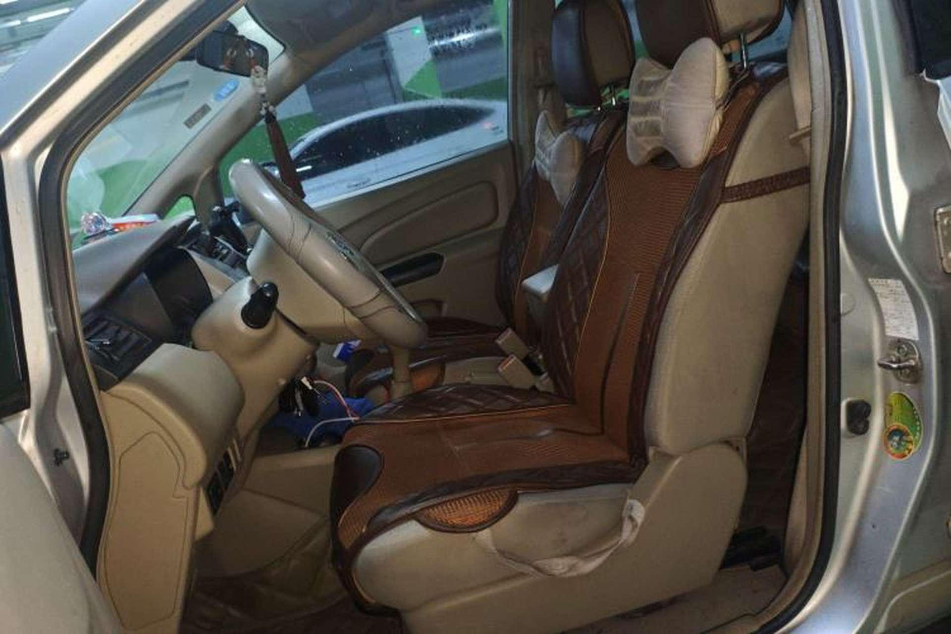 Used Venucia D50 2013 1.6L Manual Fashion Edition Left Front Seat