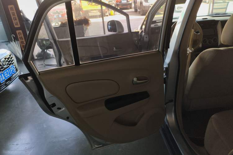 Used Venucia D50 2013 1.6L Manual Fashion Edition Left Rear Door Interior