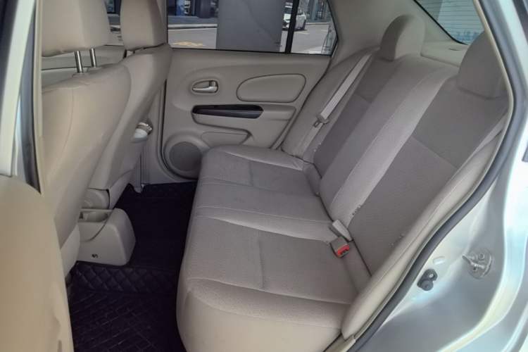 Used Venucia D50 2013 1.6L Manual Fashion Edition Left Rear Seat