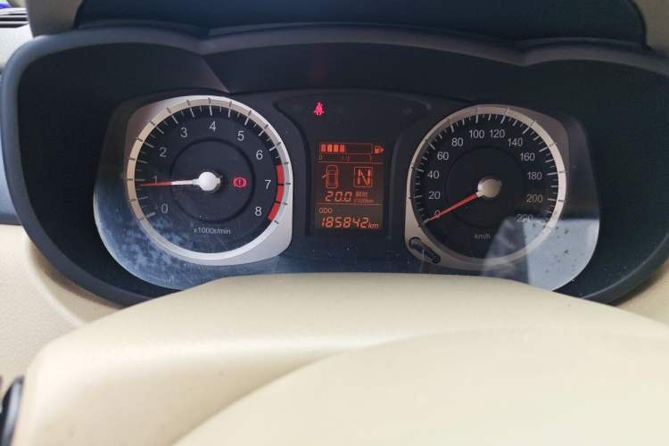 Used Venucia D50 2013 1.6L Automatic Fashion Edition Odometer Close Up