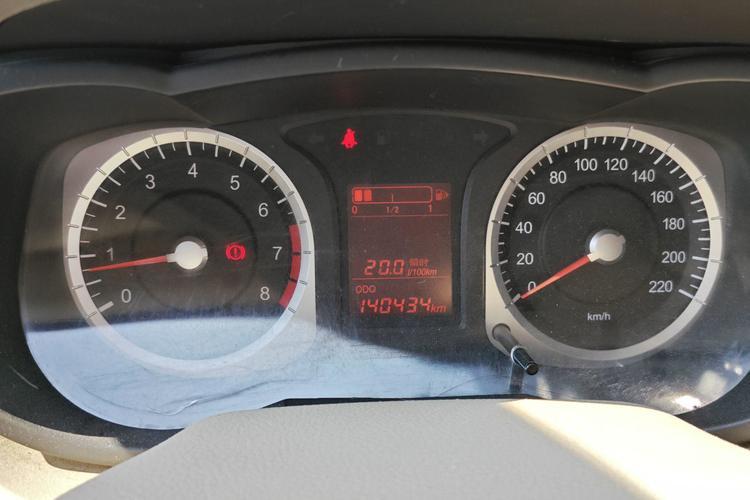 Used Venucia D50 2013 1.6L Manual Fashion Edition Odometer Close Up