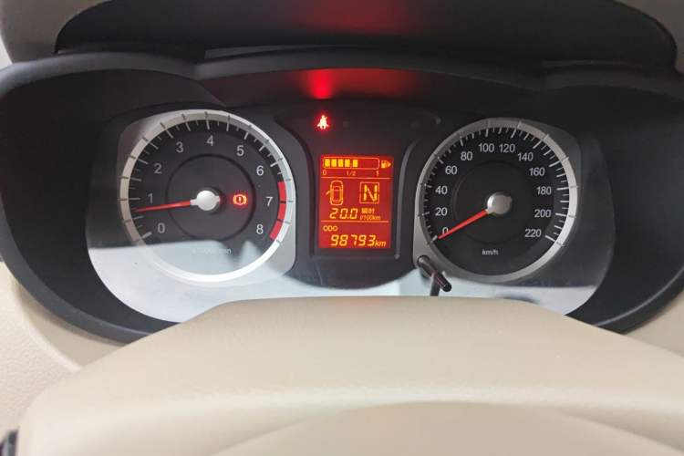 Used Venucia D50 2013 1.6L Automatic Fashion Edition Odometer Close Up