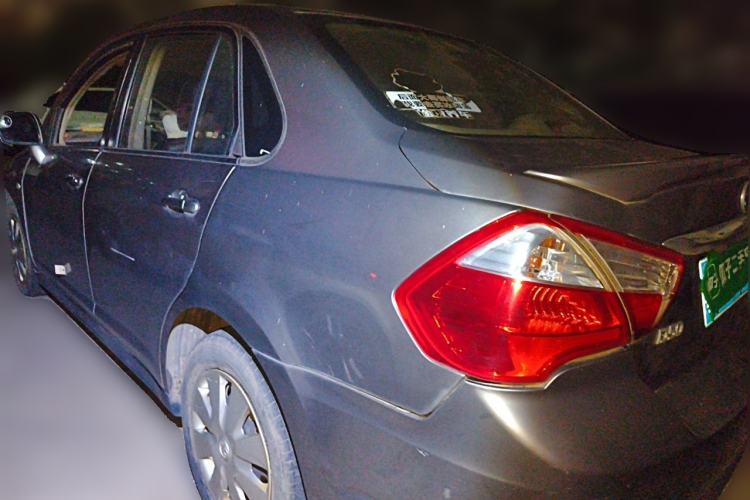 Used Venucia D50 2013 1.6L Manual Fashion Edition Rear Left 45 Deg