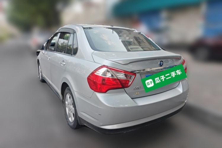 Used Venucia D50 2013 1.6L Manual Luxury Edition Rear Left 45 Deg