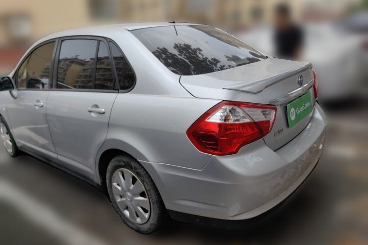 Used Venucia D50 2013 1.6L Manual Fashion Edition Rear Left 45 Deg