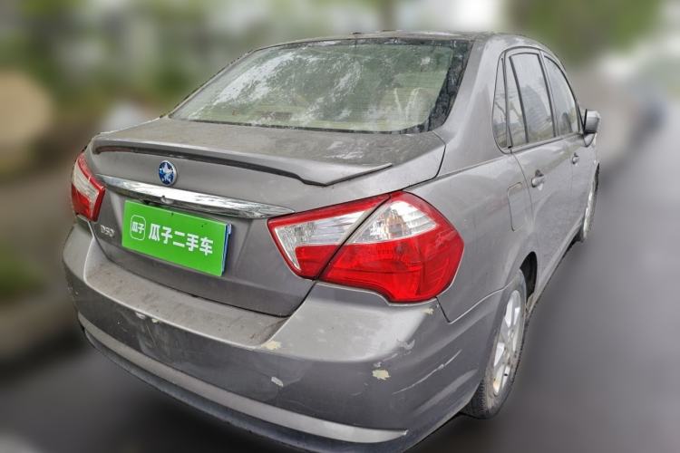 Used Venucia D50 2013 1.6L Manual Luxury Edition Rear Right 45 Deg