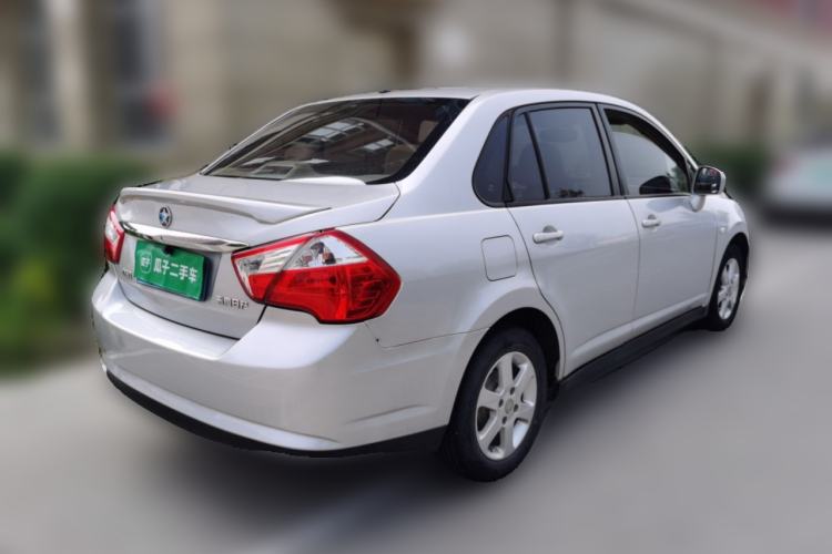 Used Venucia D50 2013 1.6L Manual Luxury Edition Rear Right 45 Deg