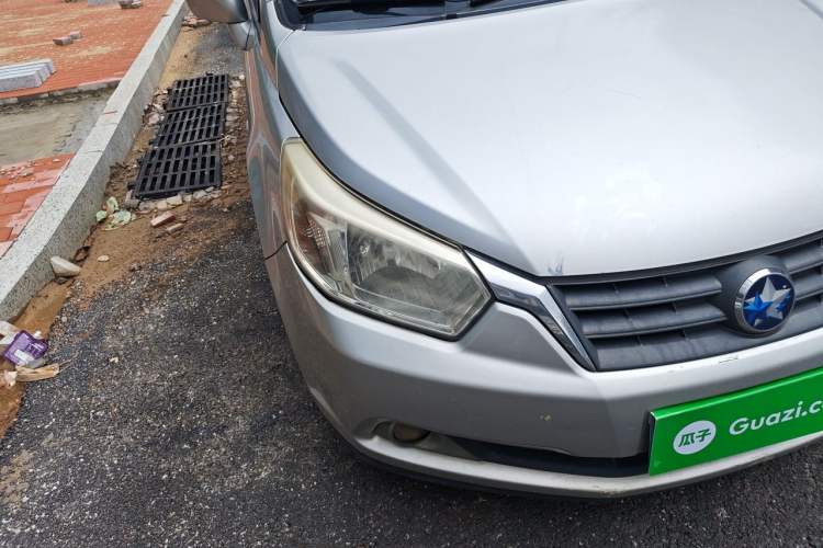 Used Venucia D50 2013 1.6L Automatic Fashion Edition Right Front Headlight