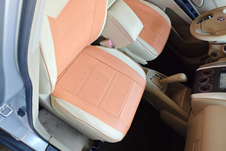 Used Venucia D50 2013 1.6L Automatic Fashion Edition Right Front Seat