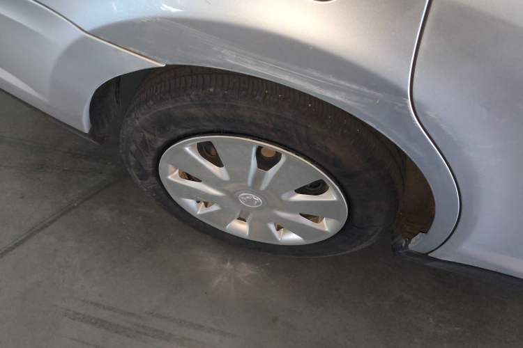 Used Venucia D50 2013 1.6L Manual Fashion Edition Right Rear Wheel Hub