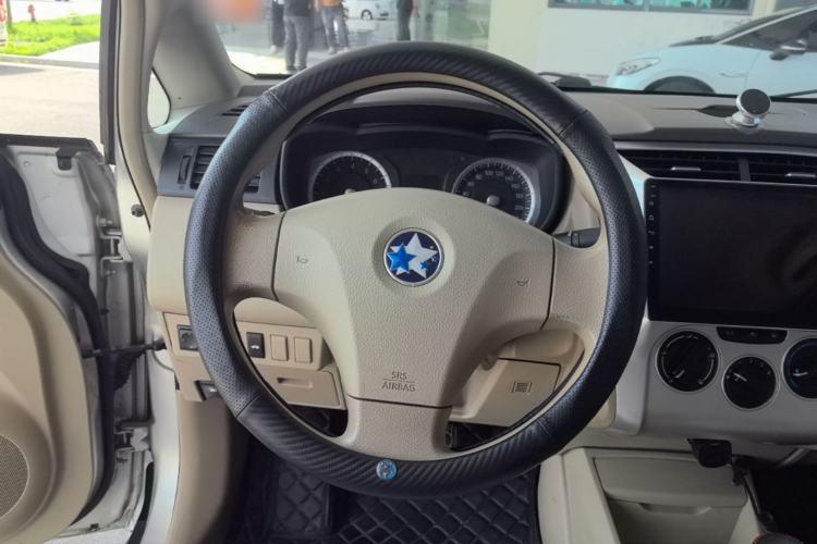 Used Venucia D50 2013 1.6L Manual Fashion Edition Steering Wheel