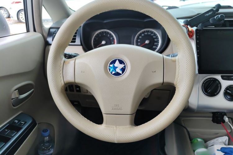 Used Venucia D50 2013 1.6L Manual Fashion Edition Steering Wheel