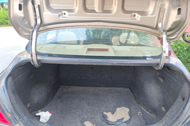 Used Venucia D50 2013 1.6L Automatic Fashion Edition Trunk