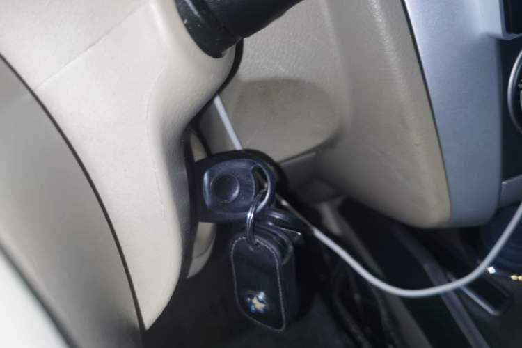 Used Venucia D50 2013 1.6L Automatic Fashion Edition Vehicle Key