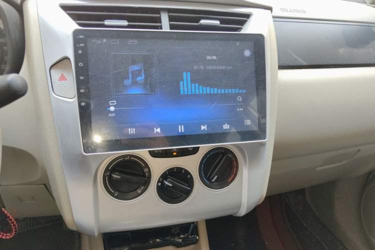 Used Venucia D50 2013 1.6L Manual Fashion Edition Audio And AC Panel