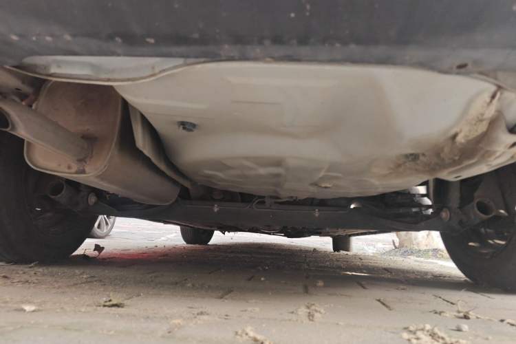 Used Venucia D50 2013 1.6L Manual Fashion Edition Chassis Rear