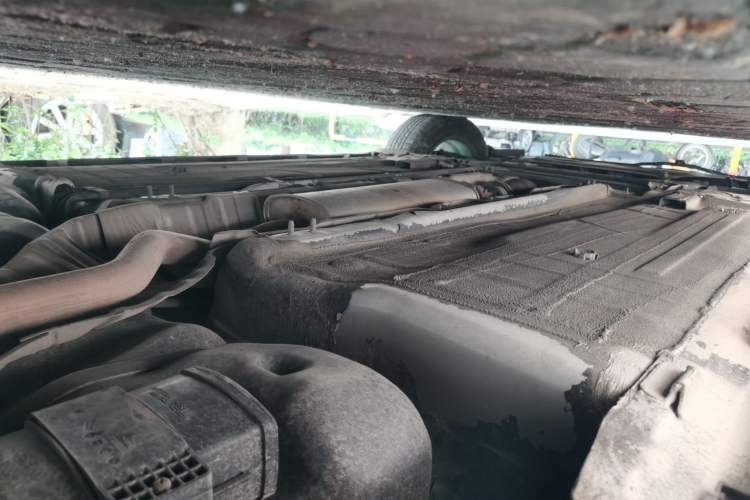 Used Venucia D50 2013 1.6L Automatic Fashion Edition Chassis Rear Left