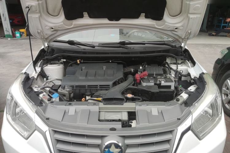 Used Venucia D50 2013 1.6L Automatic Fashion Edition Engine Bay