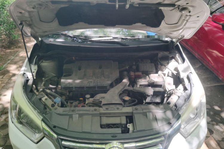 Used Venucia D50 2013 1.6L Automatic Fashion Edition Engine Bay