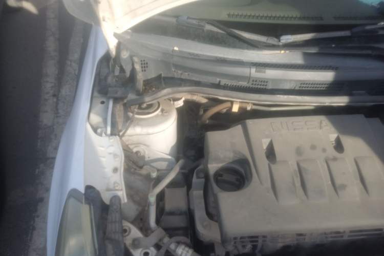 Used Venucia D50 2013 1.6L Manual Fashion Edition Engine Bay Right