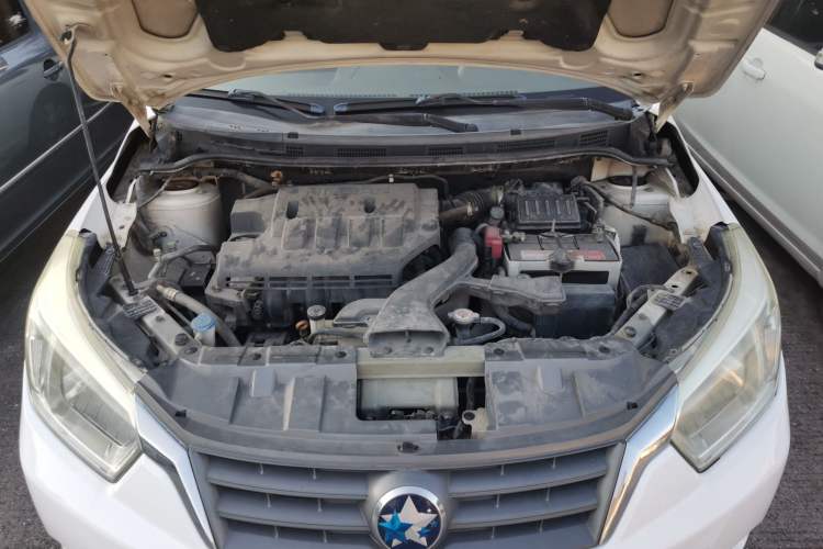 Used Venucia D50 2013 1.6L Automatic Fashion Edition Engine Bay
