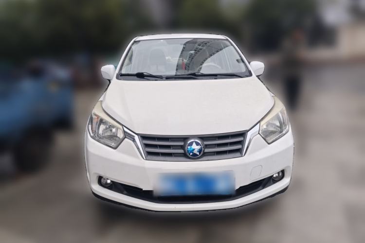 Used Venucia D50 2013 1.6L Manual Fashion Edition Front