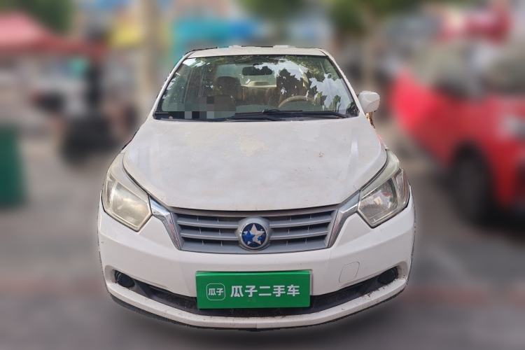 Used Venucia D50 2013 1.6L Manual Fashion Edition Front