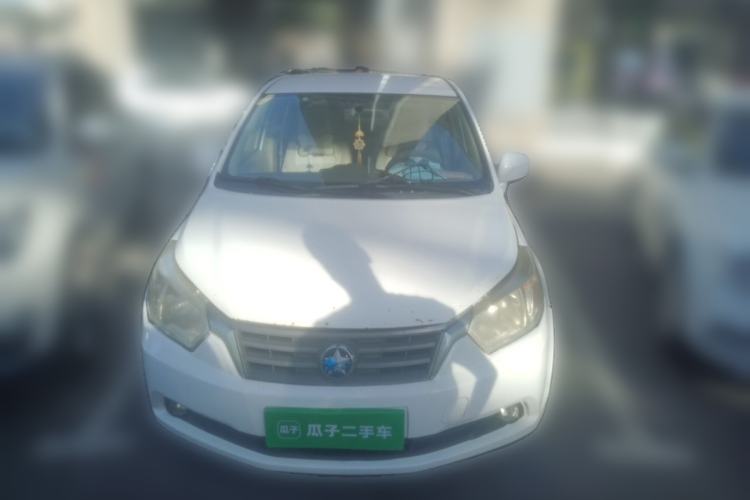 Used Venucia D50 2013 1.6L Manual Fashion Edition Front