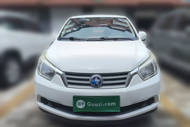 Used Venucia D50 2013 1.6L Automatic Fashion Edition Front
