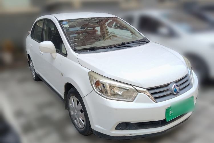 Used Venucia D50 2013 1.6L Manual Fashion Edition Front Right 45 Deg