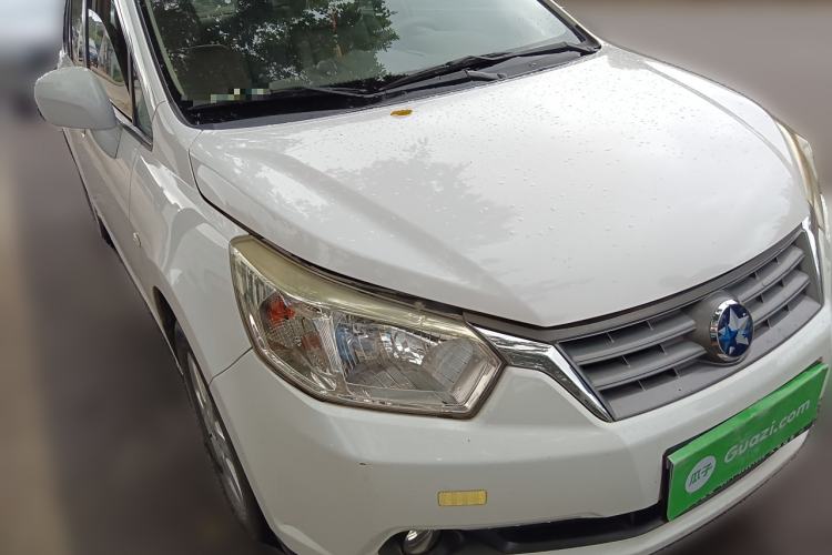 Used Venucia D50 2013 1.6L Manual Luxury Edition Front Right 45 Deg