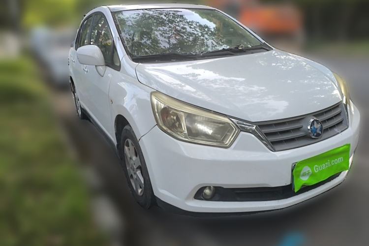 Used Venucia D50 2013 1.6L Manual Luxury Edition Front Right 45 Deg