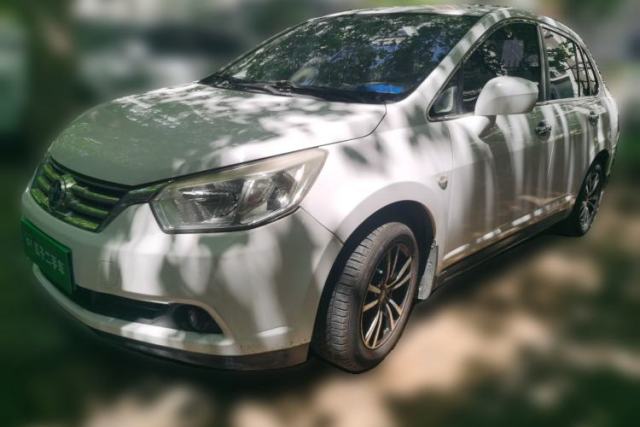 Used Venucia D50 2013 1.6L Automatic Fashion Edition