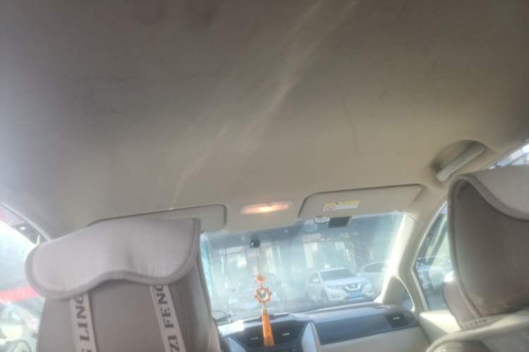 Used Venucia D50 2013 1.6L Manual Fashion Edition Headliner